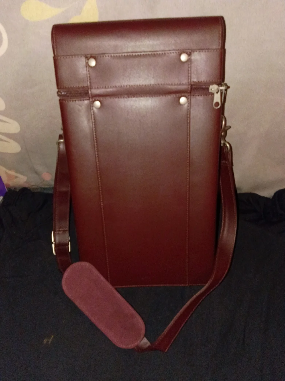 ROYCE N. Y. Burgundy Leather Broader Luxury Suede 2 Compartment Wine Over Tote